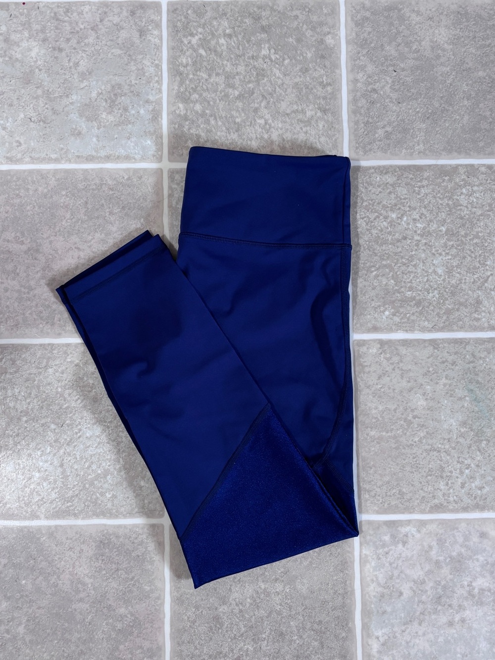Navy Blue High-Waist Athletic Crop Leggings